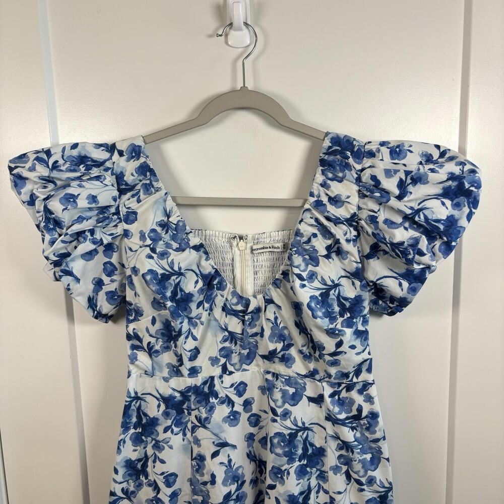 Abercrombie & Fitch White and Blue Floral Midi Dress - Picture 3 of 8